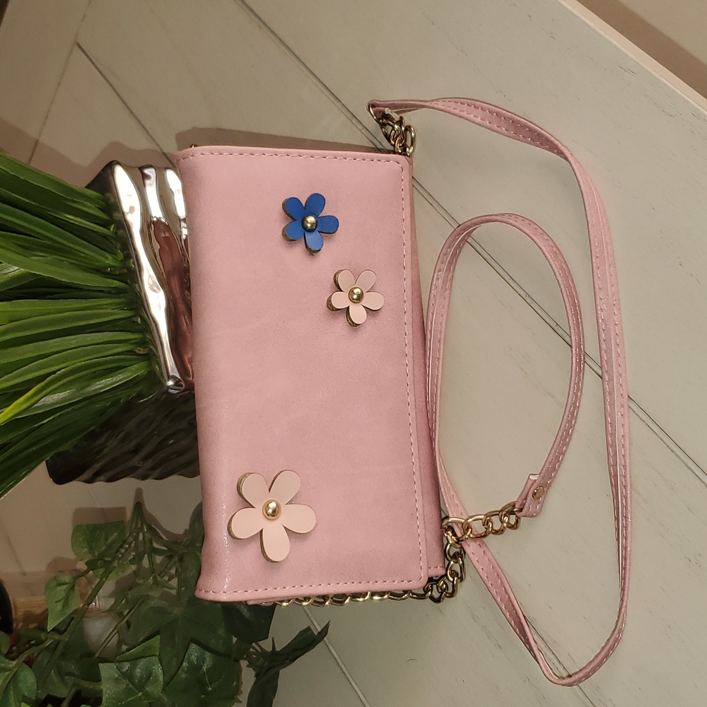 Shoulder wallet